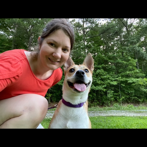 Meet your Posher, Katie - Picture 1 of 1